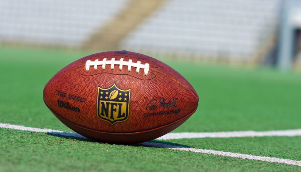 A Triumph on the Road: Commanders Advance in Playoffs